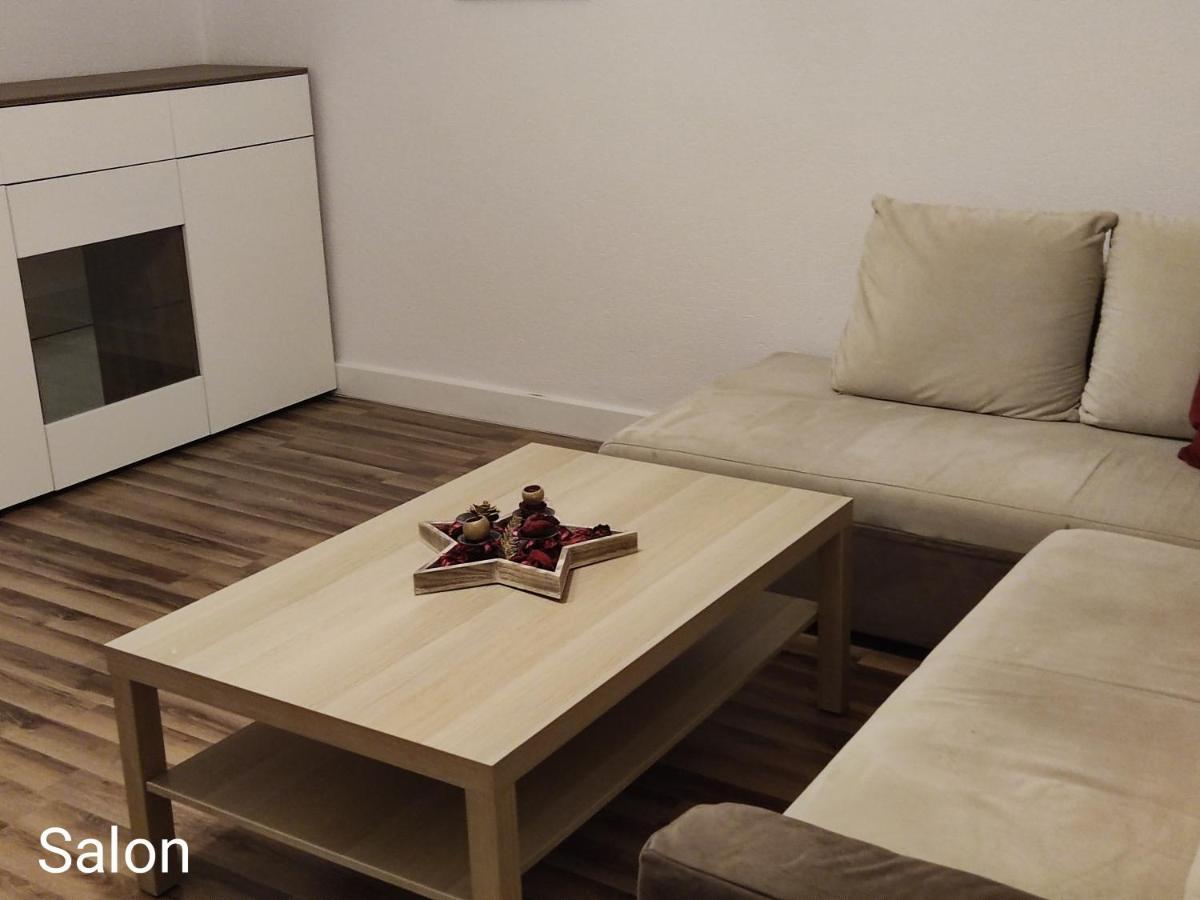 Mieszkanie Blisko Targow Poznanskich Apartment Bagian luar foto
